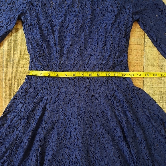 FISHBOWL | Blue Juniors Lace Illusion A-Line Dress - Picture 6 of 8